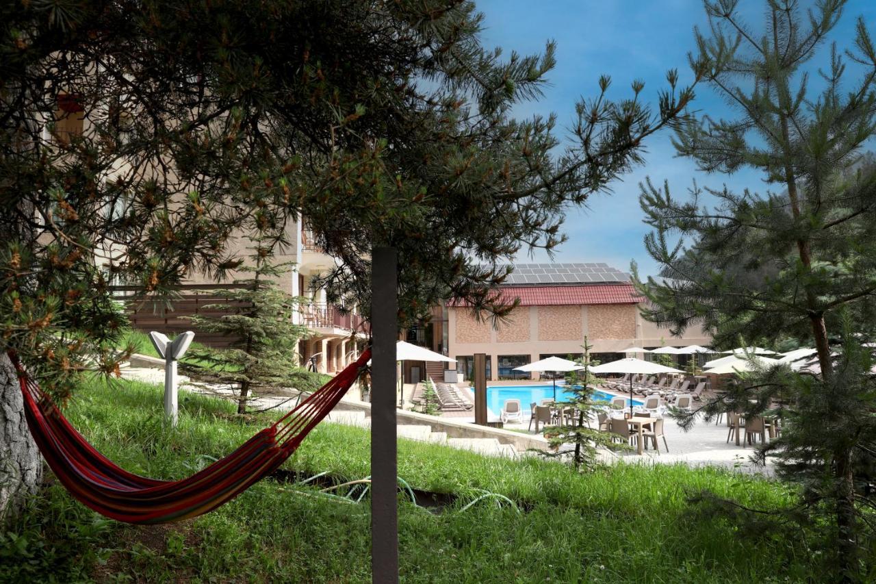 Best Western Plus Paradise Hotel Dilidjan Extérieur photo